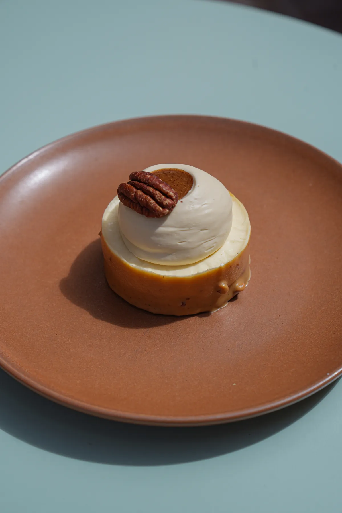 Entremet dulcey, noix de pécan et café